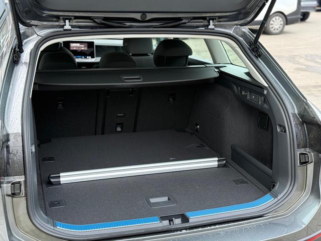 Volkswagen Passat Variant City 1.5 eTSI DSG AHK*Android Auto*SHZ*Kamera*5J Garant*SideAsst*2Z Klimaauto* 