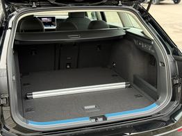 Volkswagen Passat Variant City 1.5 eTSI DSG AHK*Android Auto*SHZ*Kamera*5J Garant*SideAsst*2Z Klimaauto* 