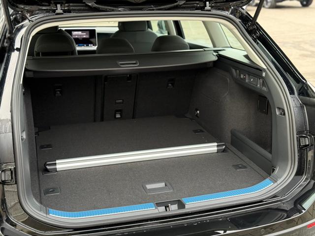 Volkswagen Passat Variant City 1.5 eTSI DSG AHK*Android Auto*SHZ*Kamera*5J Garant*SideAsst*2Z Klimaauto* 