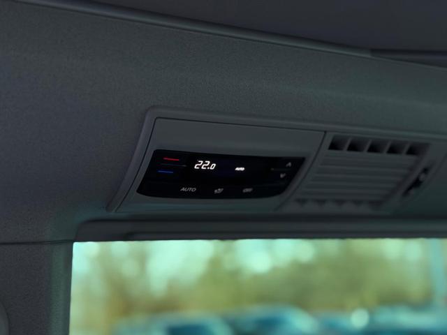 Volkswagen California 6.1 T6.1 2.0 TDI DSG Beach "Edition" 