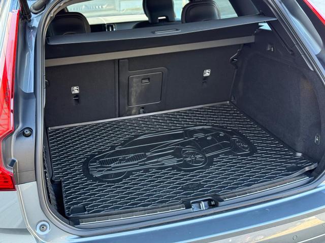 Volvo XC60 R-Design D4 ACC*H/K*IntelliSafe*AHK 