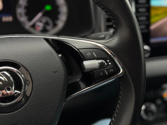 Skoda Karoq Style 1.5 TSI ACC*Navi*SHZ*AHK* 