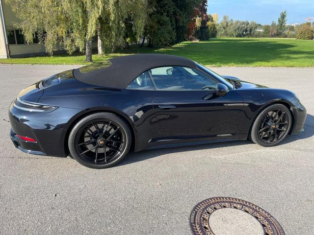 Porsche 992 (911) Carrera 4 GTS Cabrio *HD-Matrix*BOSE*Lift 