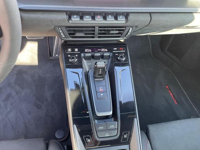 Porsche 992 (911) Carrera 4 GTS Cabrio *HD-Matrix*BOSE*Lift 