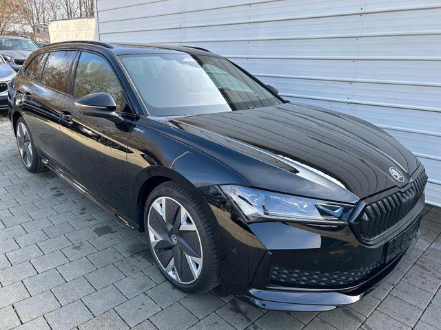 Skoda Superb Combi - Sportline Kombi 2.0 TSI DSG 4x4 *HUD*AHK*Navi*Matrix*AssistenzPlus*NAVI*E-Heck*Keyless