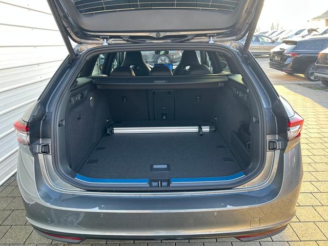 Skoda Superb Combi Sportline Kombi 2.0 TDI DSG 4x4 *HUD*AHK*Navi*Matrix*AssistenzPlus*NAVI*E-Heck*Keyless 