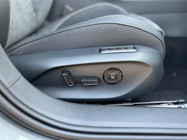 Skoda Superb Combi Sportline Kombi 2.0 TDI DSG 4x4 *HUD*AHK*Navi*Matrix*AssistenzPlus*NAVI*E-Heck*Keyless 