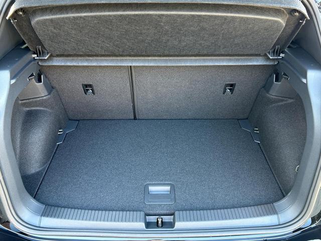 Volkswagen T-Cross R-Line 1.0 TSI DSG AHK*Android Auto*SHZ*Matrix-LED*Kamera*Keyless*18" 