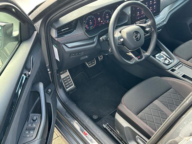 Skoda Octavia Combi Kombi 2.0 TFSI DSG AHK*Android Auto*Navi*SHZ*Matrix*E-Heck*Totwinkel*ACC 