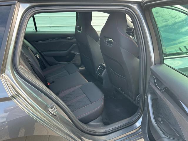 Skoda Octavia Combi Kombi 2.0 TFSI DSG AHK*Android Auto*Navi*SHZ*Matrix*E-Heck*Totwinkel*ACC 