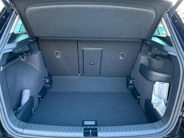 Skoda Karoq Selection 1.5 TSI DSG AHK*Android Auto*E-Heck*Keyless*ACC*SHZ*PDC*Klimaauto*SUNSET*LED 