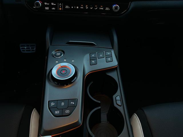 Kia Sportage GT Line 1.6 T-GDI DCT Leder*19"*Android Auto*Navi*SHZ*E-Heck*ACC*360&deg;Kamera 