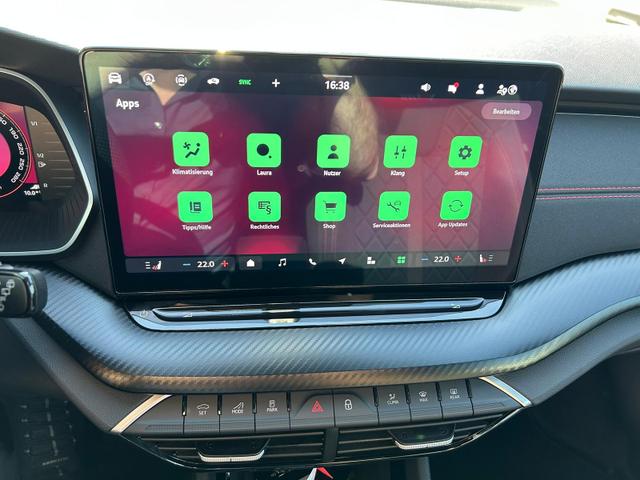 Skoda Octavia Combi RS Kombi 2.0 TSI DSG 265 PS AHK*Panorama*DCC*19"*Android Auto*Navi*SHZ*360&deg;*E-Heck 