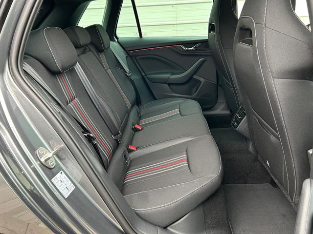 Skoda Kamiq Monte Carlo 1.5 TSI DSG *AHK*PANO*ACC*MATRIX*SHZ*KAMERA*Keyless 