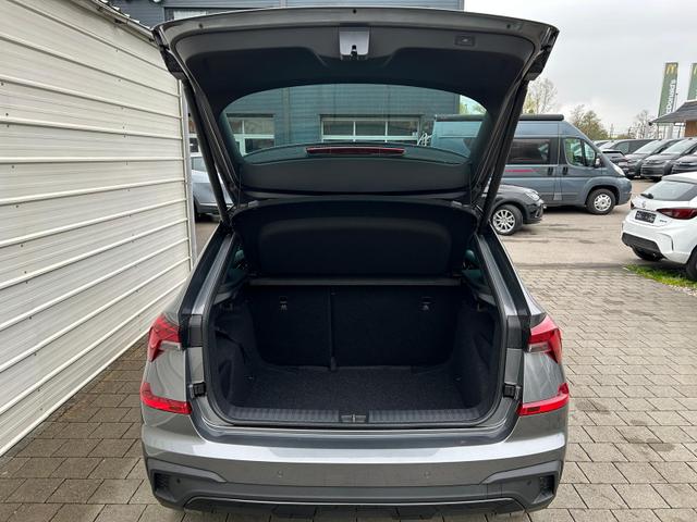 Skoda Kamiq Monte Carlo 1.5 TSI DSG *AHK*PANO*ACC*MATRIX*SHZ*KAMERA*Keyless 