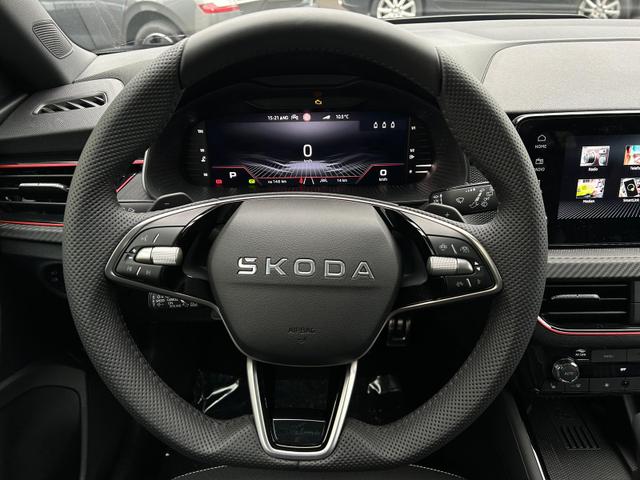 Skoda Kamiq Monte Carlo 1.5 TSI DSG *18Zoll*AHK*PANO*ACC*MATRIX*KAMERA 