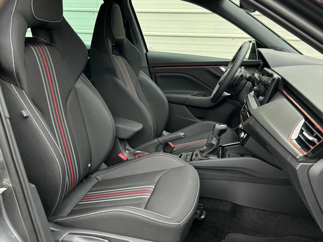 Skoda Kamiq Monte Carlo 1.5 TSI DSG *18Zoll*AHK*PANO*ACC*MATRIX*KAMERA 