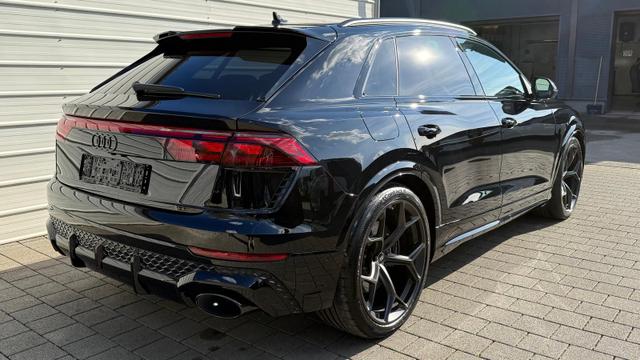 Audi RS Q8 performance 4.0l Quattro 640 PS VOLL*UPE 196TEUR* TOP 