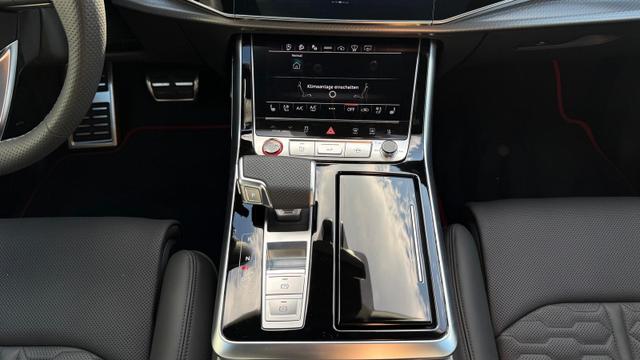 Audi RS Q8 performance 4.0l Quattro 640 PS VOLL*UPE 196TEUR* TOP 