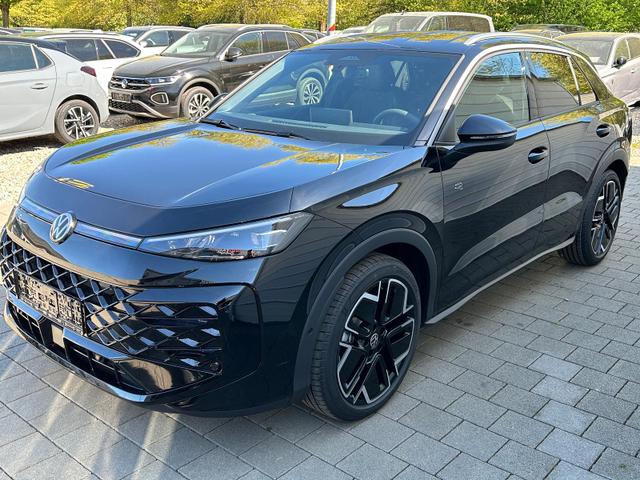 Volkswagen T-Roc R-Line 1.5 eTSI DSG Neues Modell*AHK*Matrix*19"*Android Auto*EasyOpen*SHZ*Kamera*ParkAsstPro*ACC*Keyless 