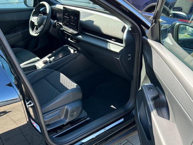 Volkswagen T-Roc R-Line 1.5 eTSI DSG Neues Modell*AHK*Matrix*19"*Android Auto*EasyOpen*SHZ*Kamera*ParkAsstPro*ACC*Keyless 