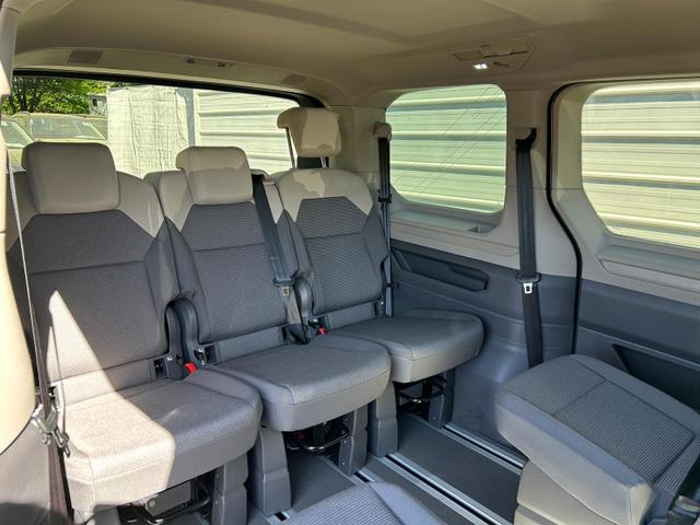 Volkswagen T7 Multivan Business 2.0 TDI, DSG AHK*7 Sitz*NAVI*Android Auto*SHZ*Matrix*17"*Kamera*3Z Klimaauto* 