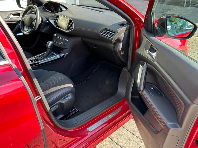 Peugeot 308 GT-Line 1.2l PureTech 130 EAT6 Pano*NAVI*Kamera*Keyless*SHZ* 