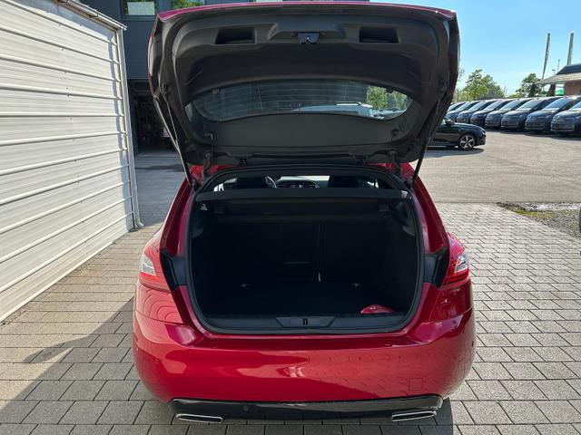Peugeot 308 GT-Line 1.2l PureTech 130 EAT6 Pano*NAVI*Kamera*Keyless*SHZ* 