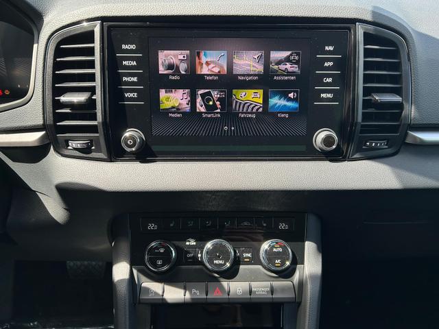 Skoda Karoq Extra 2.0 TDI DSG 4x4 AHK*Android Auto*SHZ*ACC*Keyless*Kamera*17" LM* 2Z Klimaauto*SUNSET 