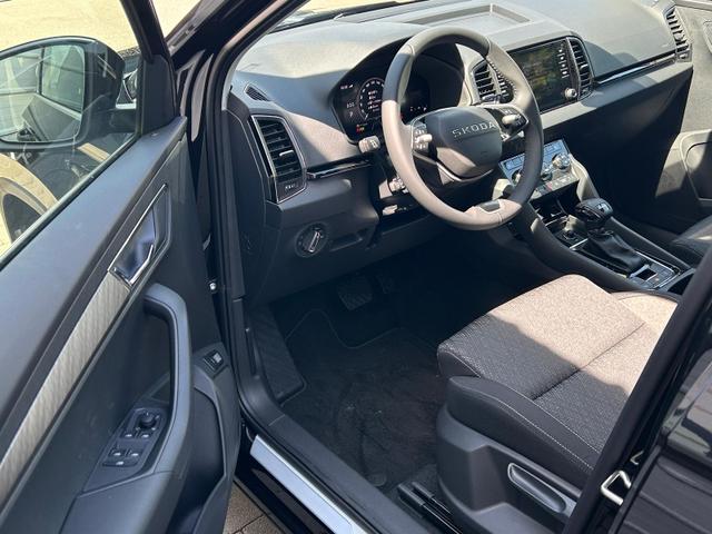 Skoda Karoq Extra Plus 2.0 TDI DSG AHK*Android Auto*Matrix*E-Heck*SHZ*ACC*Keyless*Kamera*17" LM* 2Z Klimaauto*SUNSET 
