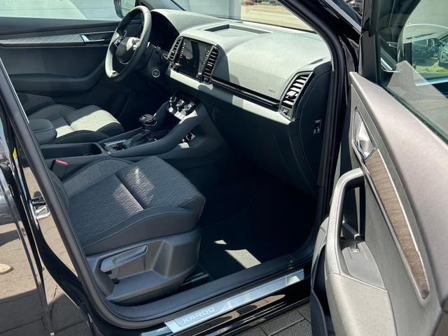 Skoda Karoq Extra Plus 2.0 TDI DSG AHK*Android Auto*Matrix*E-Heck*SHZ*ACC*Keyless*Kamera*17" LM* 2Z Klimaauto*SUNSET 