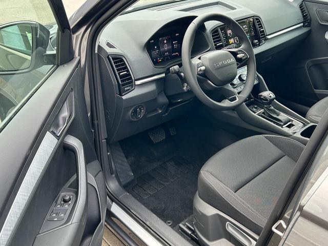 Skoda Karoq Extra 2.0 TDI DSG AHK*Android Auto*SHZ*ACC*Keyless*Kamera*17" LM* 2Z Klimaauto*SUNSET 