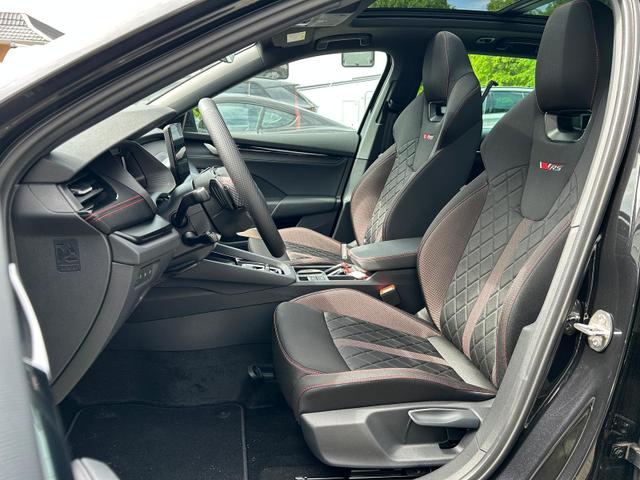 Octavia Combi RS Kombi 2.0 TSI DSG 265 PS AHK*Panorama*DCC*Android Auto*Navi*SHZ*360&deg;*E-Heck 