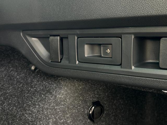 Octavia Combi RS Kombi 2.0 TSI DSG 265 PS AHK*Panorama*DCC*Android Auto*Navi*SHZ*360&deg;*E-Heck 