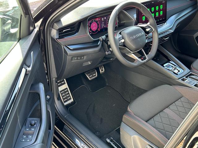 Skoda Octavia Combi RS Kombi 2.0 TSI DSG 265 PS AHK*Panorama*DCC*19"*Android Auto*Navi*SHZ*360&deg;*E-Heck 