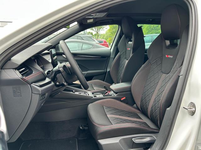 Octavia Combi RS Kombi 2.0 TSI DSG 265 PS AHK*Panorama*DCC*19"*Android Auto*Navi*SHZ*360&deg;*E-Heck 