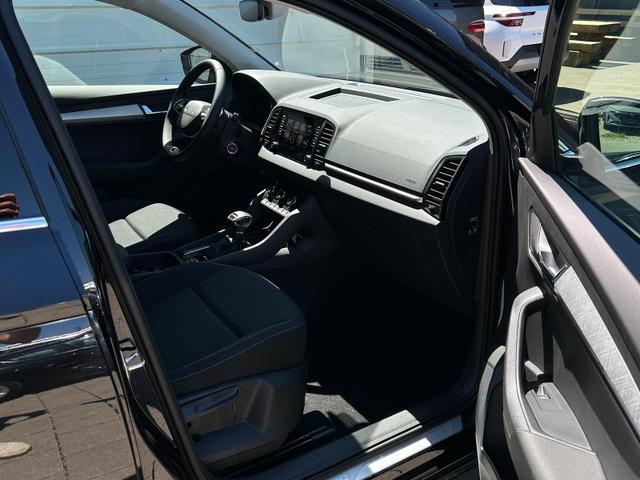 Skoda Karoq Extra 1.5 TSI DSG AHK*Android Auto*SHZ*ACC*Keyless*Kamera*17" LM* 2Z Klimaauto*SUNSET 