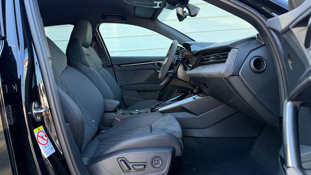 RS3 Sportback 2.5l Quattro S tronic NAVI*SONOS*ParkAsst*360&deg;*Matrix*AsstPak*Keyless* 