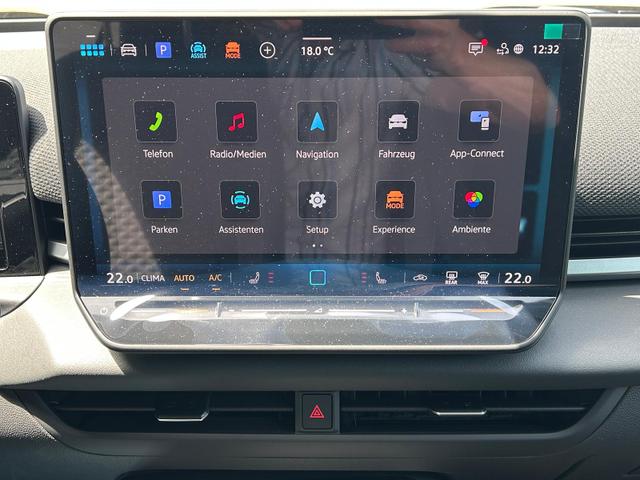 Volkswagen T-Roc R-Line 1.5 eTSI DSG Neues Modell*AHK*Android Auto*EasyOpen*SHZ*Kamera*ParkAsst*ACC*Keyless 