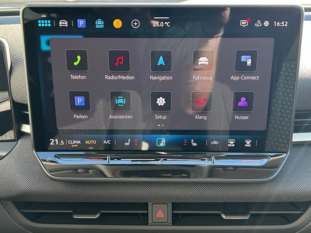 Volkswagen T-Roc Life 1.5 eTSI DSG Neues Modell*AHK*Android Auto*SHZ*ACC*Kamera*5J Garantie*Klimaauto* 