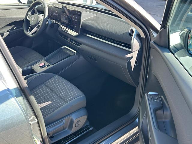Volkswagen T-Roc Life 1.5 eTSI DSG Neues Modell*AHK*Android Auto*SHZ*ACC*Kamera*5J Garantie*Klimaauto* 