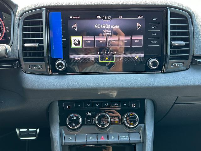 Skoda Karoq Sportline 2.0 TDI DSG AHK*NAVI*Android Auto**SHZ*Keyless*Kamera*ACC 