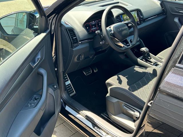 Skoda Karoq Sportline 2.0 TDI DSG AHK*NAVI*Android Auto**SHZ*Keyless*Kamera*ACC 