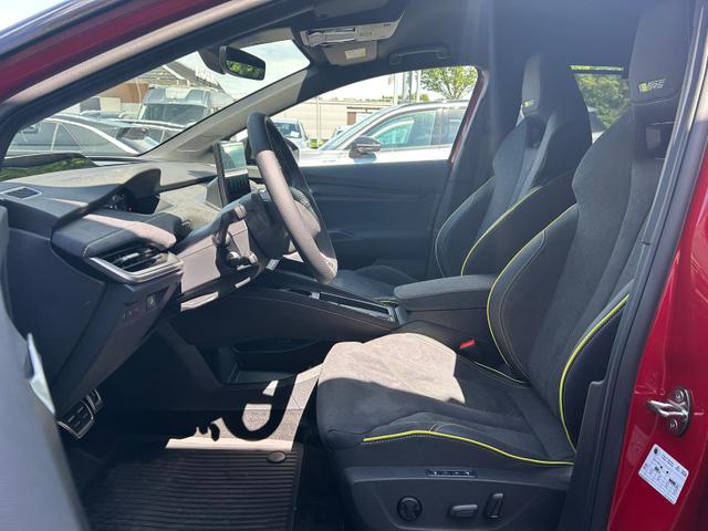 Skoda Elroq RS AHK*NAVI*Android Auto*W&auml;rmepumpe*SHZ*Matrix-LED*20"*HUD 