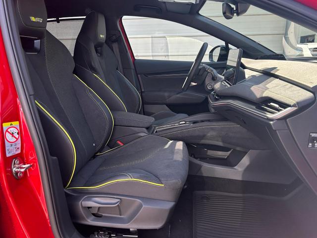 Skoda Elroq RS AHK*NAVI*Android Auto*W&auml;rmepumpe*SHZ*Matrix-LED*20"*HUD 