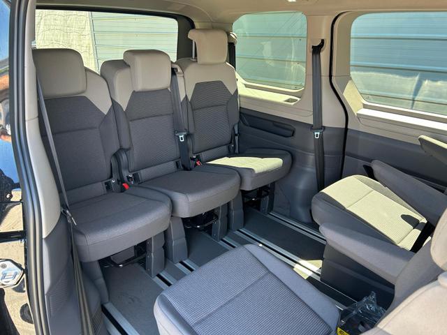 Volkswagen T7 Multivan Business 2.0 TDI, DSG AHK*7 Sitz*NAVI*Android Auto*SHZ*Matrix*17"*Kamera*3Z Klimaauto* 