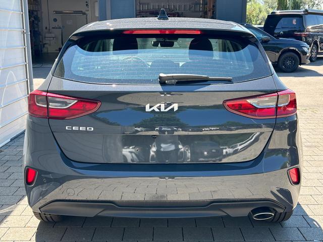 Kia Ceed Silver Android 1.5 T-GDi, DCT Auto*Navi*WinterPak*Kamera*Klima*PDC hinten 
