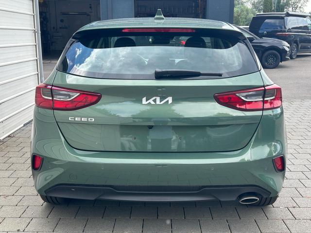 Kia Ceed Silver Android 1.5 T-GDi, DCT Auto*Navi*WinterPak*Kamera*Klima*PDC hinten 