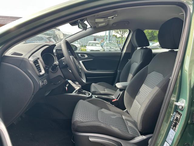 Kia Ceed Silver Android 1.5 T-GDi, DCT Auto*Navi*WinterPak*Kamera*Klima*PDC hinten 