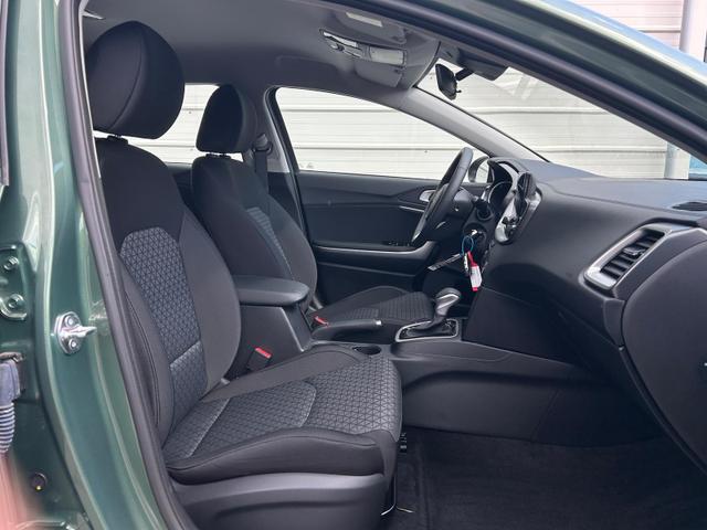 Kia Ceed Silver Android 1.5 T-GDi, DCT Auto*Navi*WinterPak*Kamera*Klima*PDC hinten 